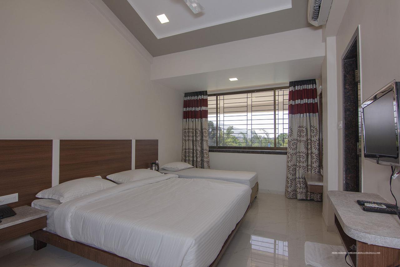 Highland Resort Lonavala Exterior photo