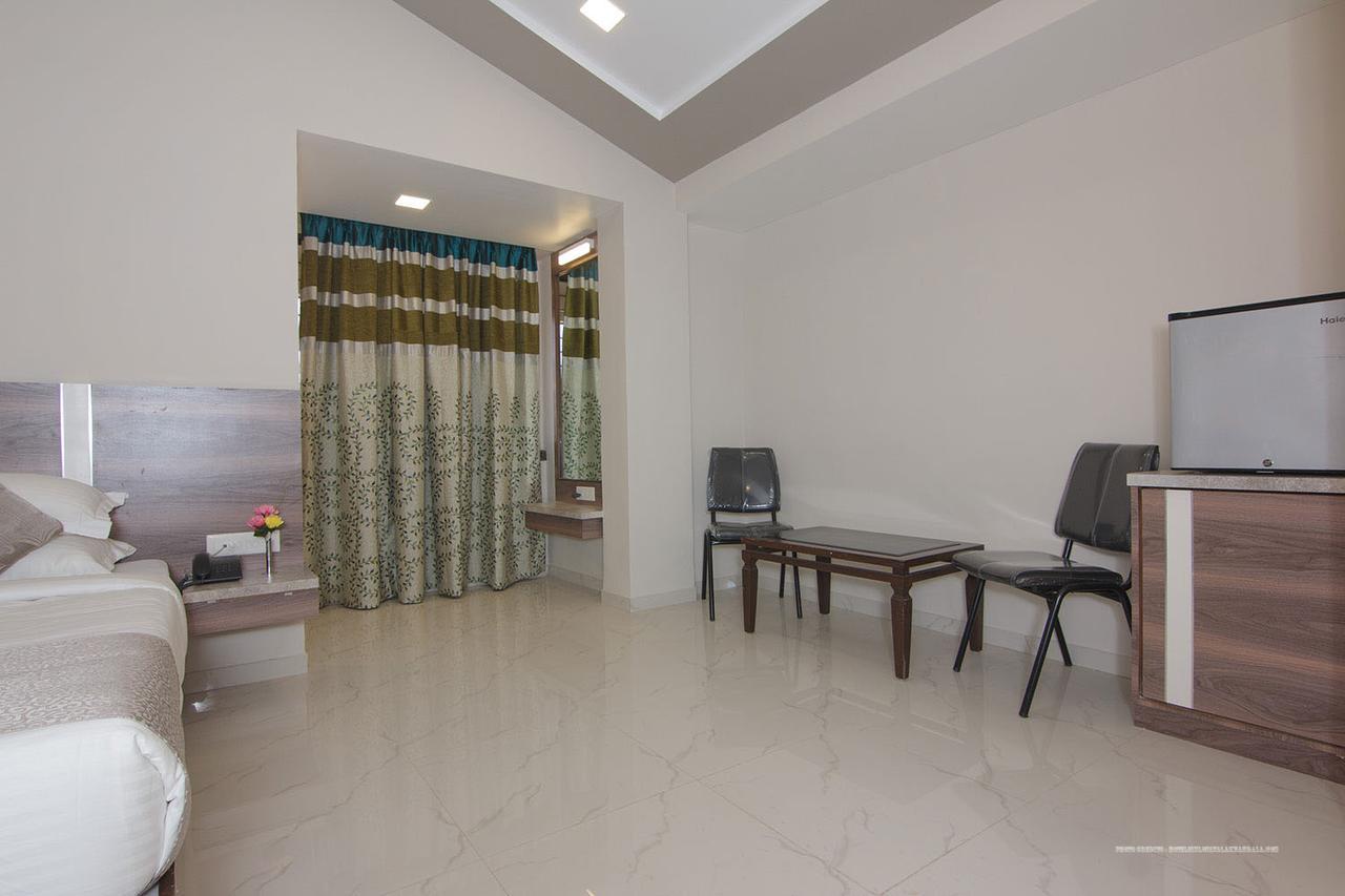 Highland Resort Lonavala Exterior photo